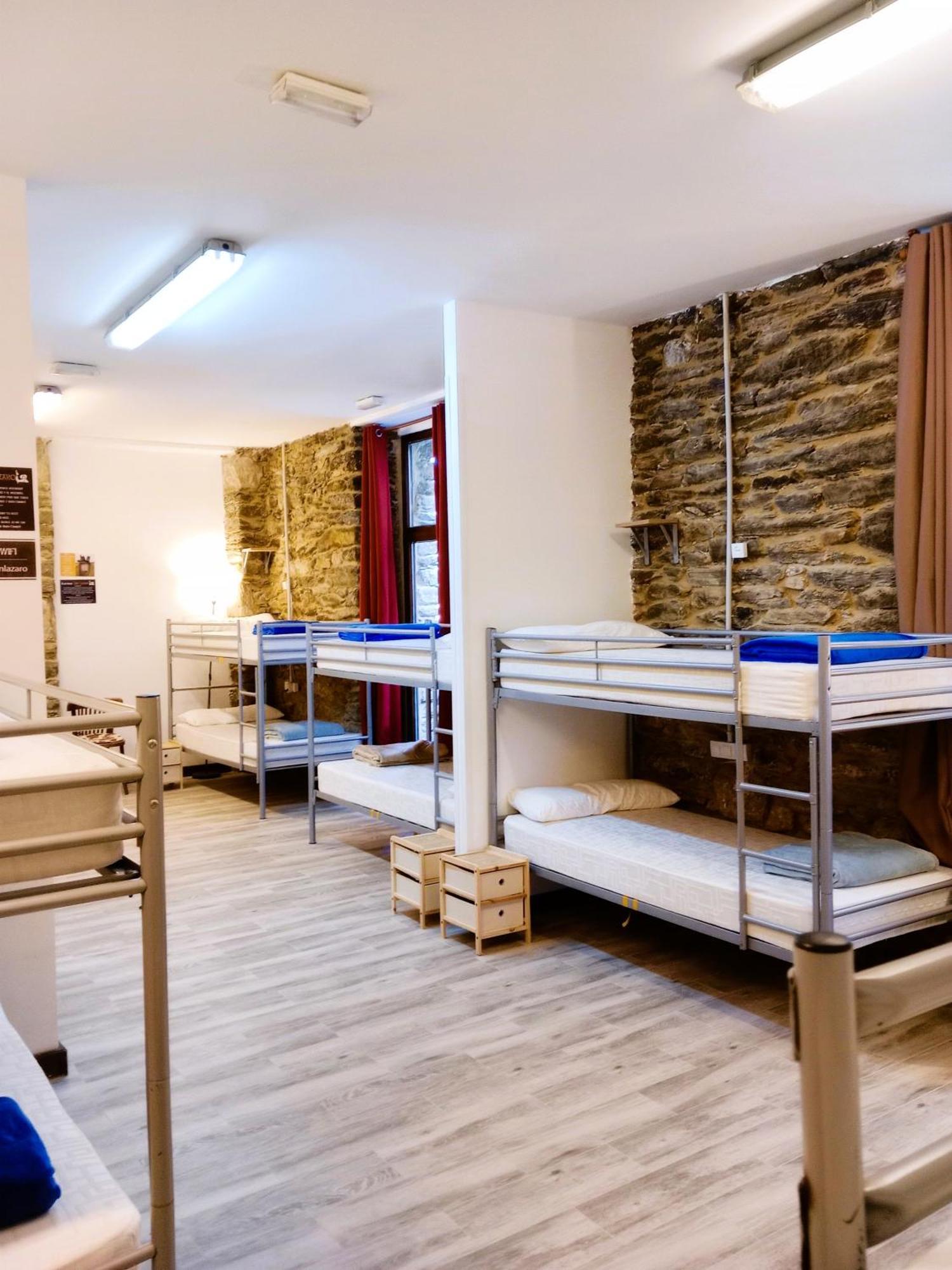 Albergue San Lazaro Sarria Kültér fotó