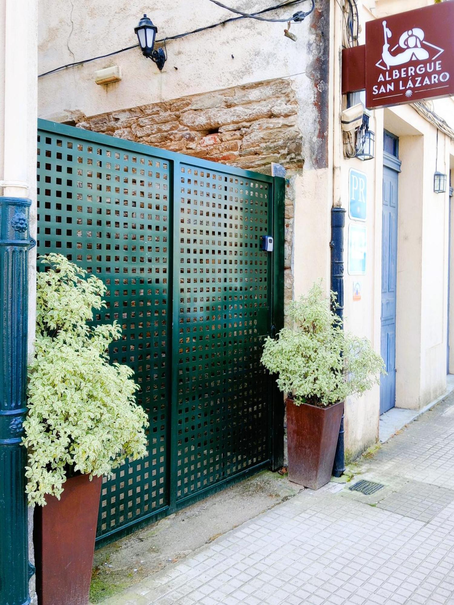 Albergue San Lazaro Sarria Kültér fotó