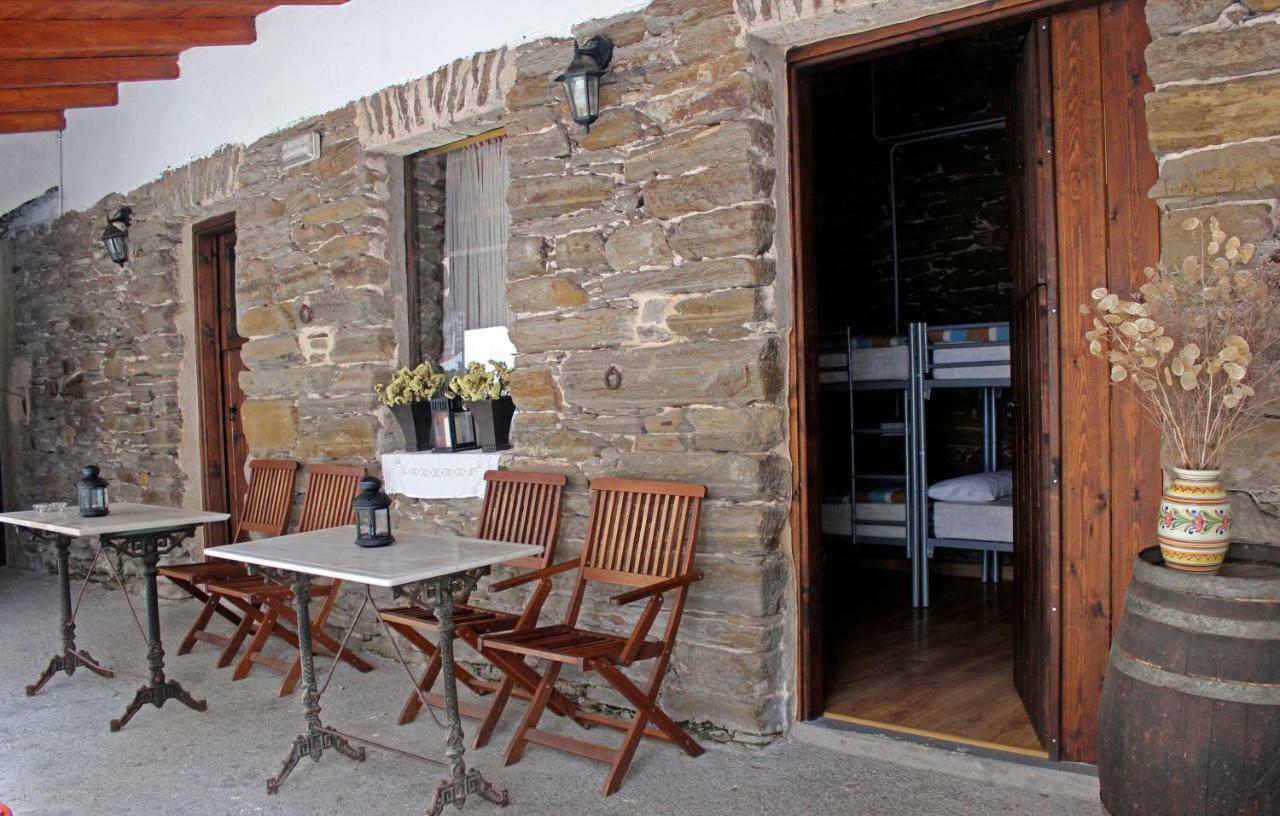 Albergue San Lazaro Sarria Kültér fotó